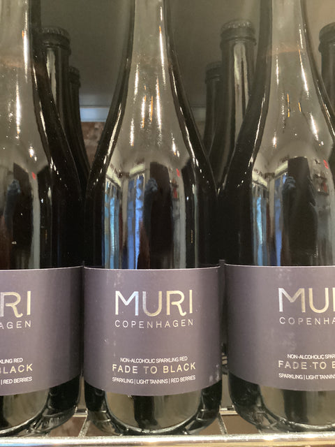 Murí - Fade to Black - Naturally fermented, Sparkling Red Non Alcoholic (Copenhagen, 750 ml)